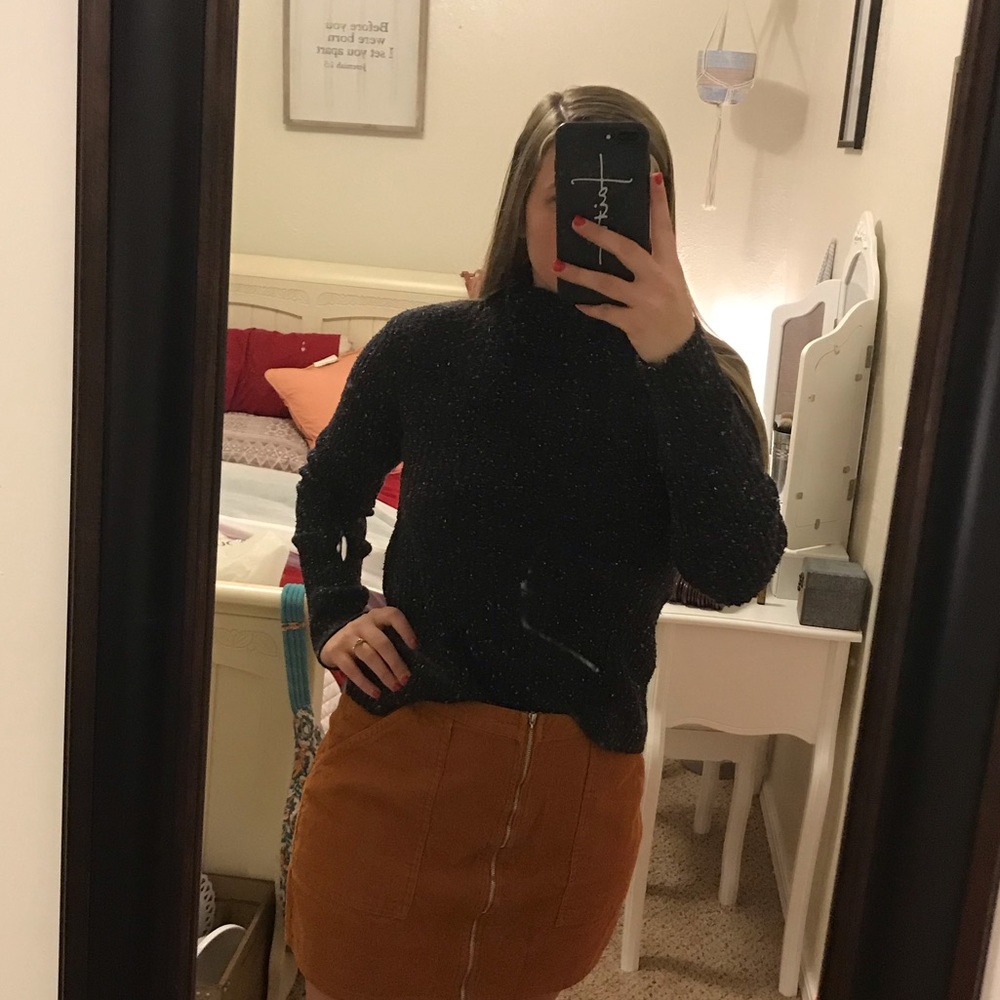 Turtle neck sweater